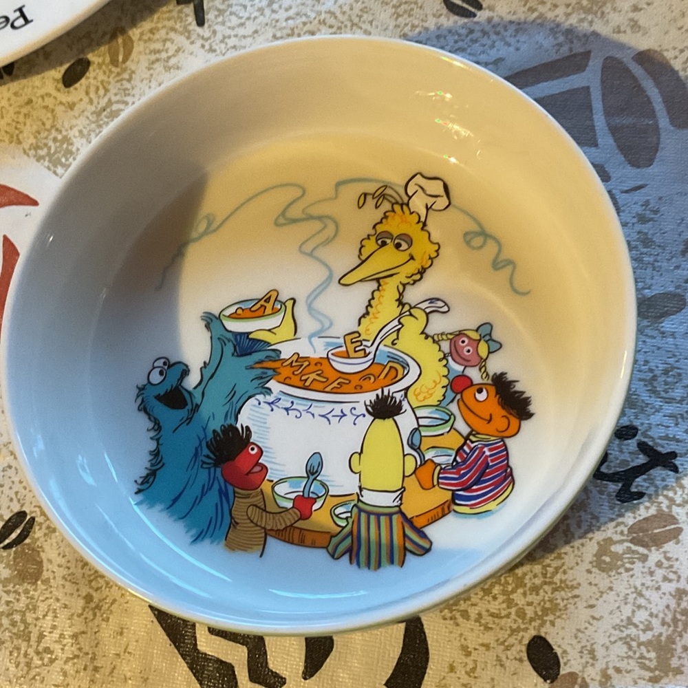 Sesame Street Fish Bowl - White with Colorful Characters